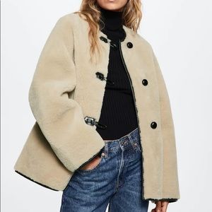 Mango Appliqués faux-fur coat - Toteme dupe